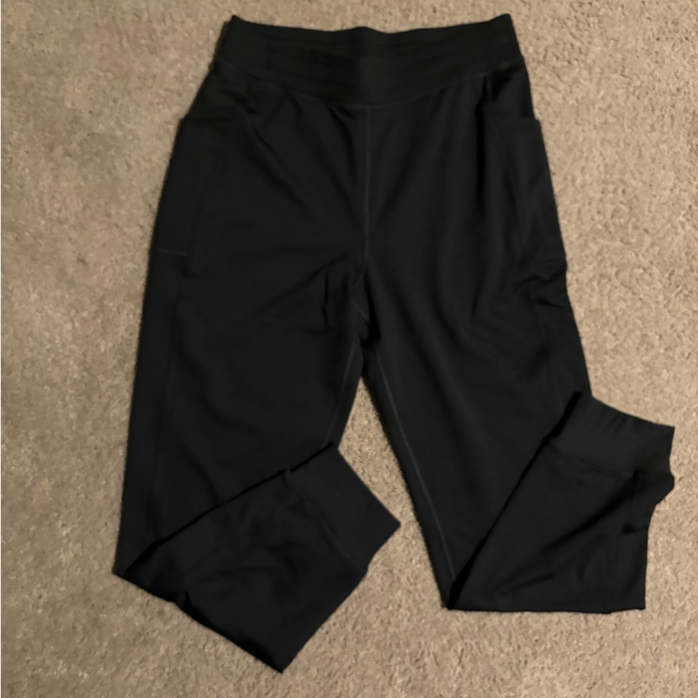 Fabletics On-The-Go Cold Weather Jogger